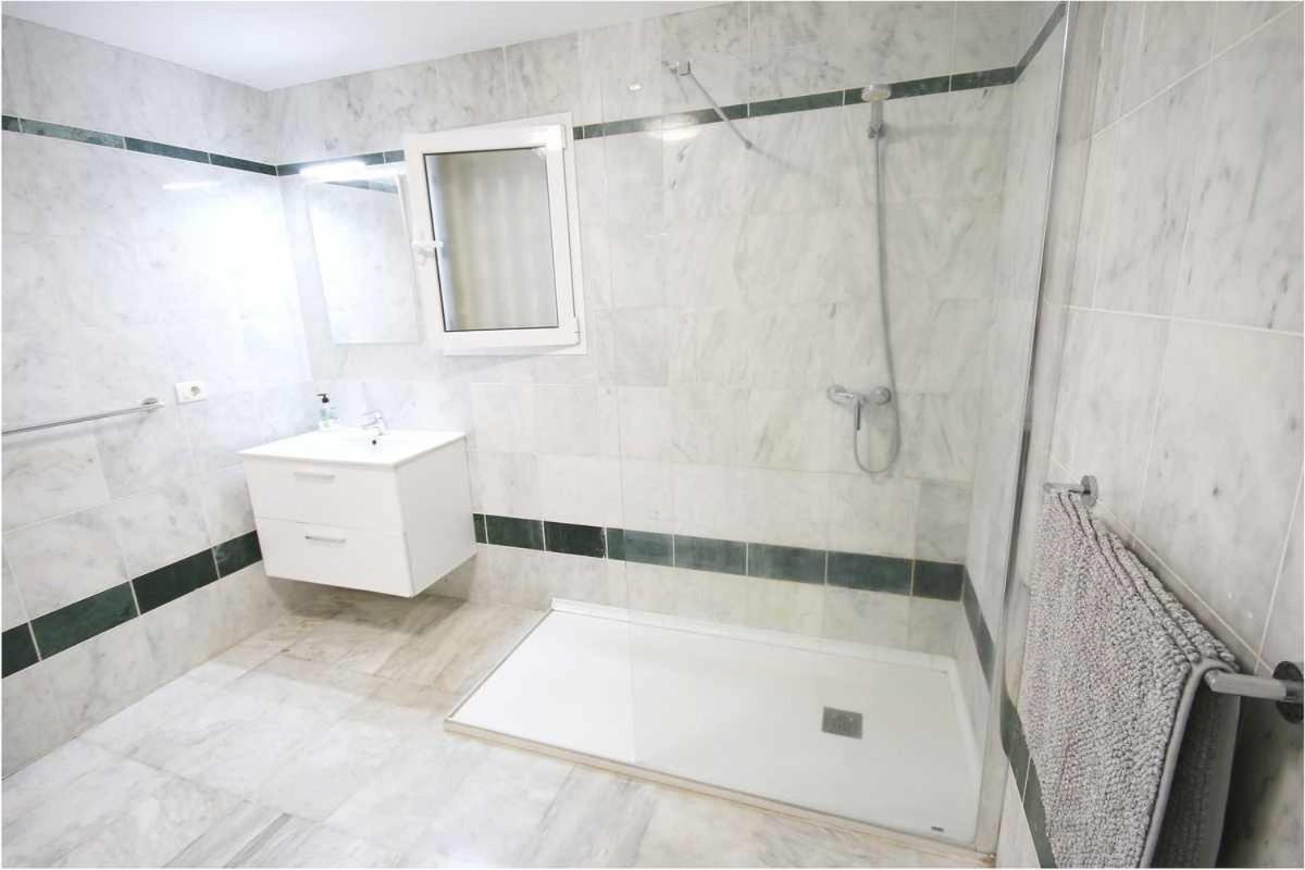 Dinastia B401 By Tenerife Rental & Sales Los Cristianos (Tenerife) Exterior foto